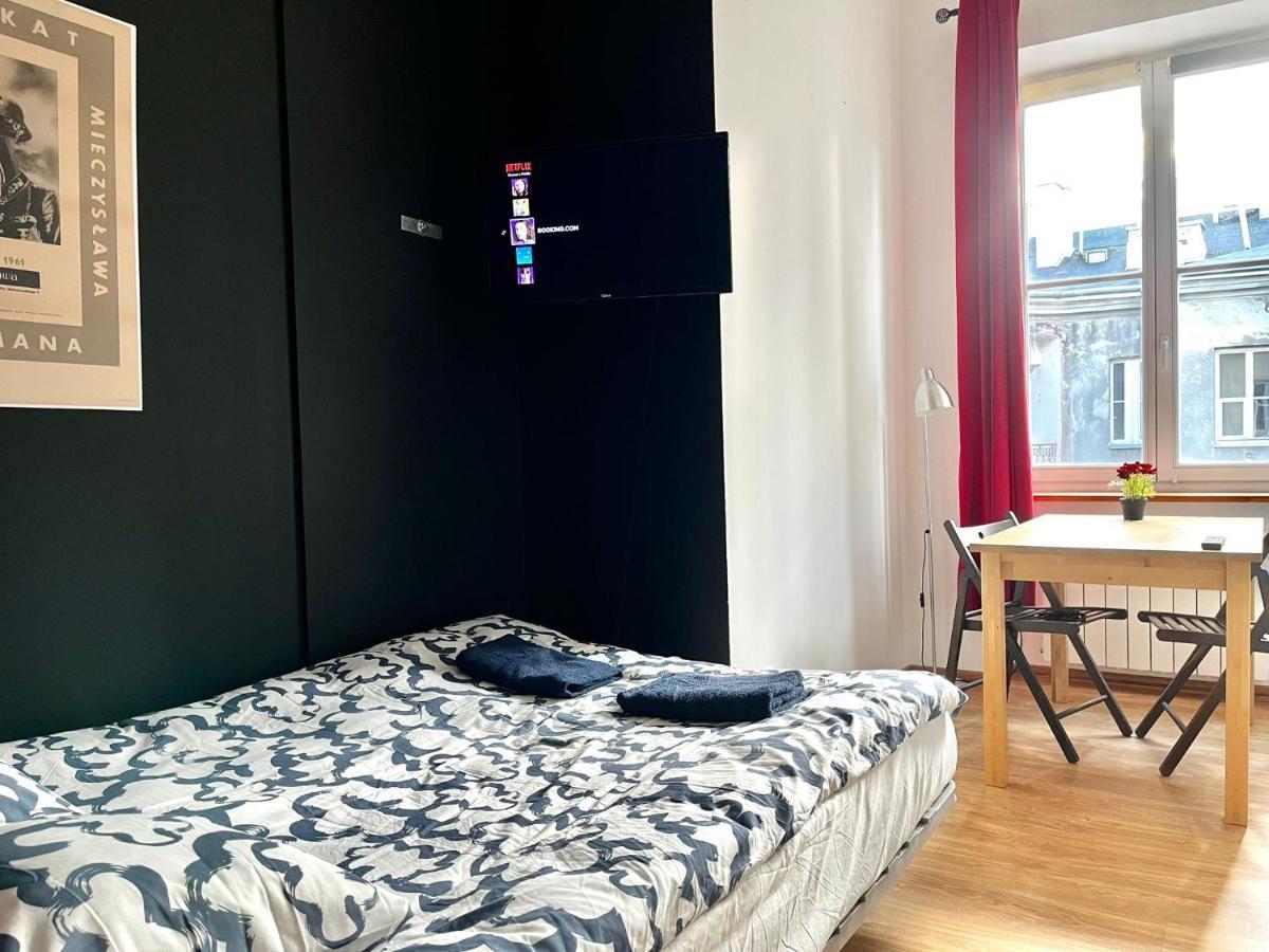 Bezagenta Rooms Centrum Варшава Экстерьер фото